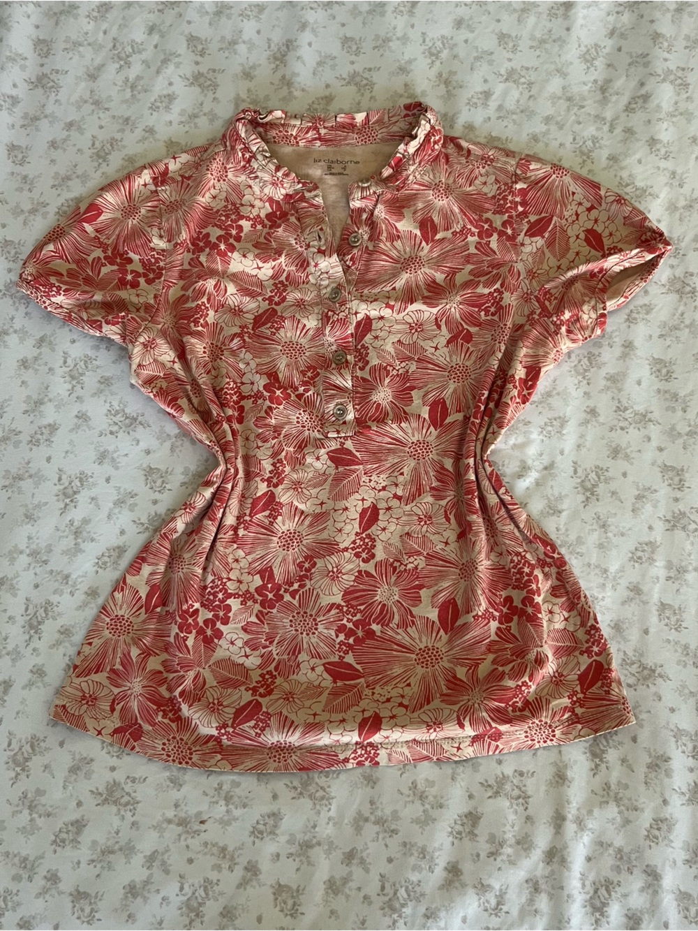 Liz Claiborne Red Floral Button-Front Top